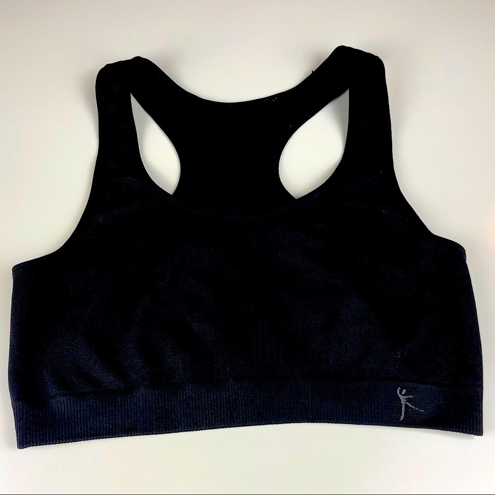 Yoga, running, workout capris and sports bra - Picture 2 of 10
